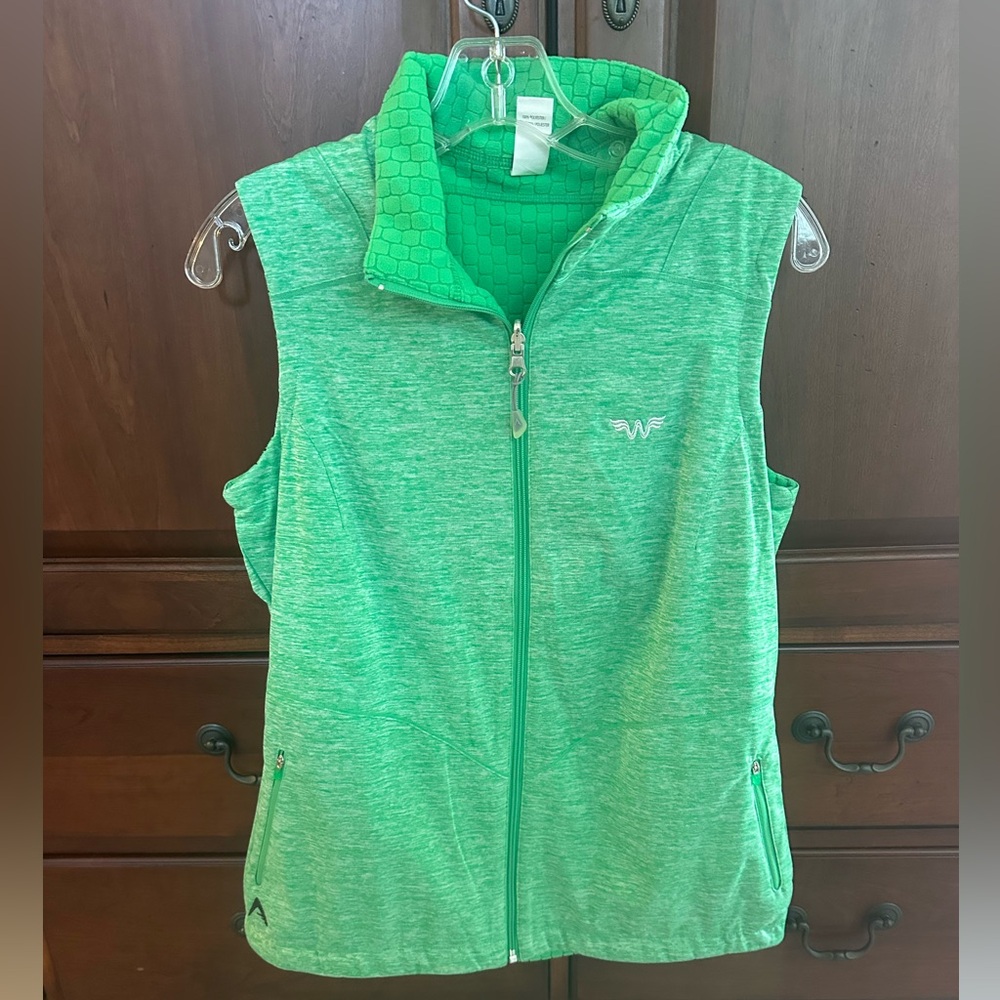 NWOT- Antigua heather green vest- women’s M
